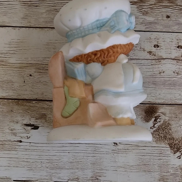 Miss Mitzie By Heartline Quilt Ceramic Figure 4 in - Picture 3 of 8